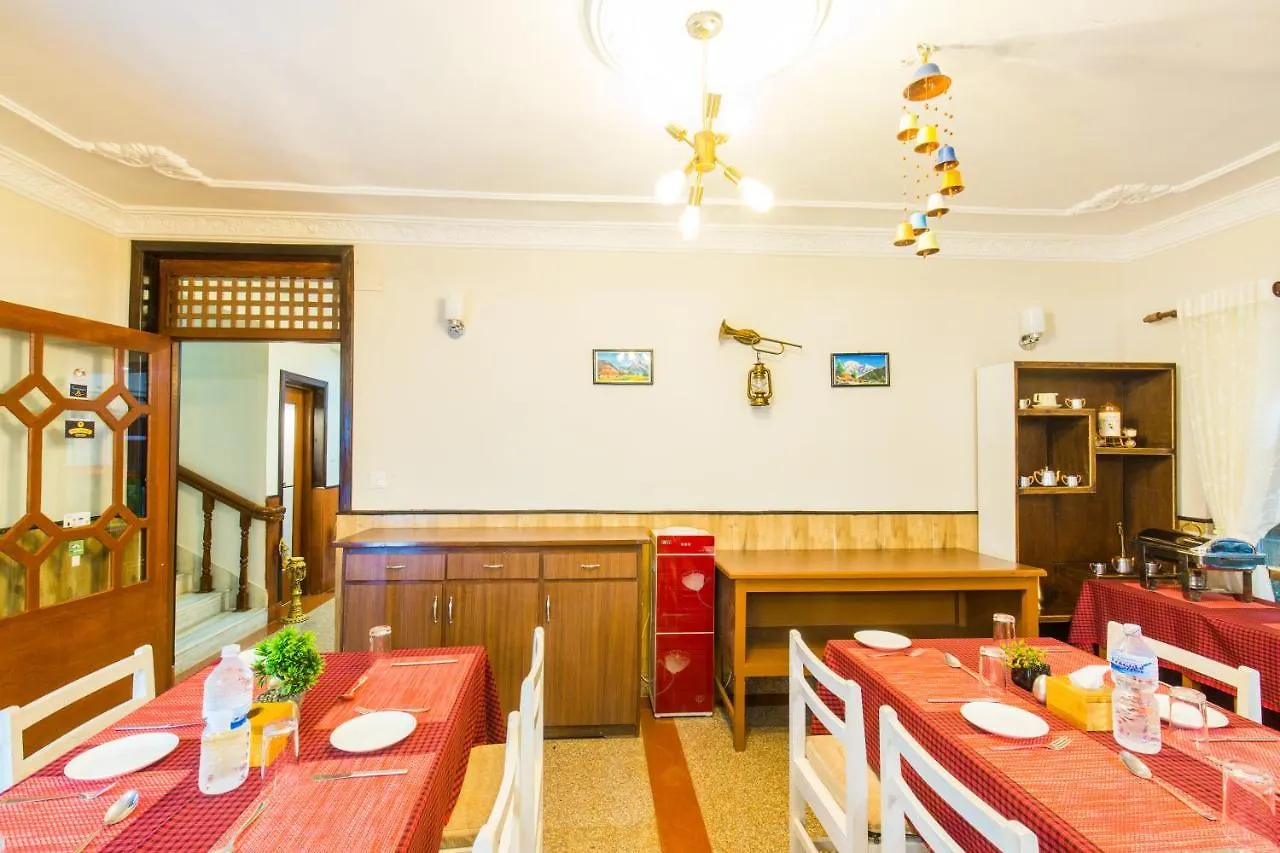 **  Hotel Acme Inn カトマンズ ネパール